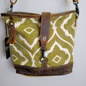 Nwt Myra Bag crossbody medium